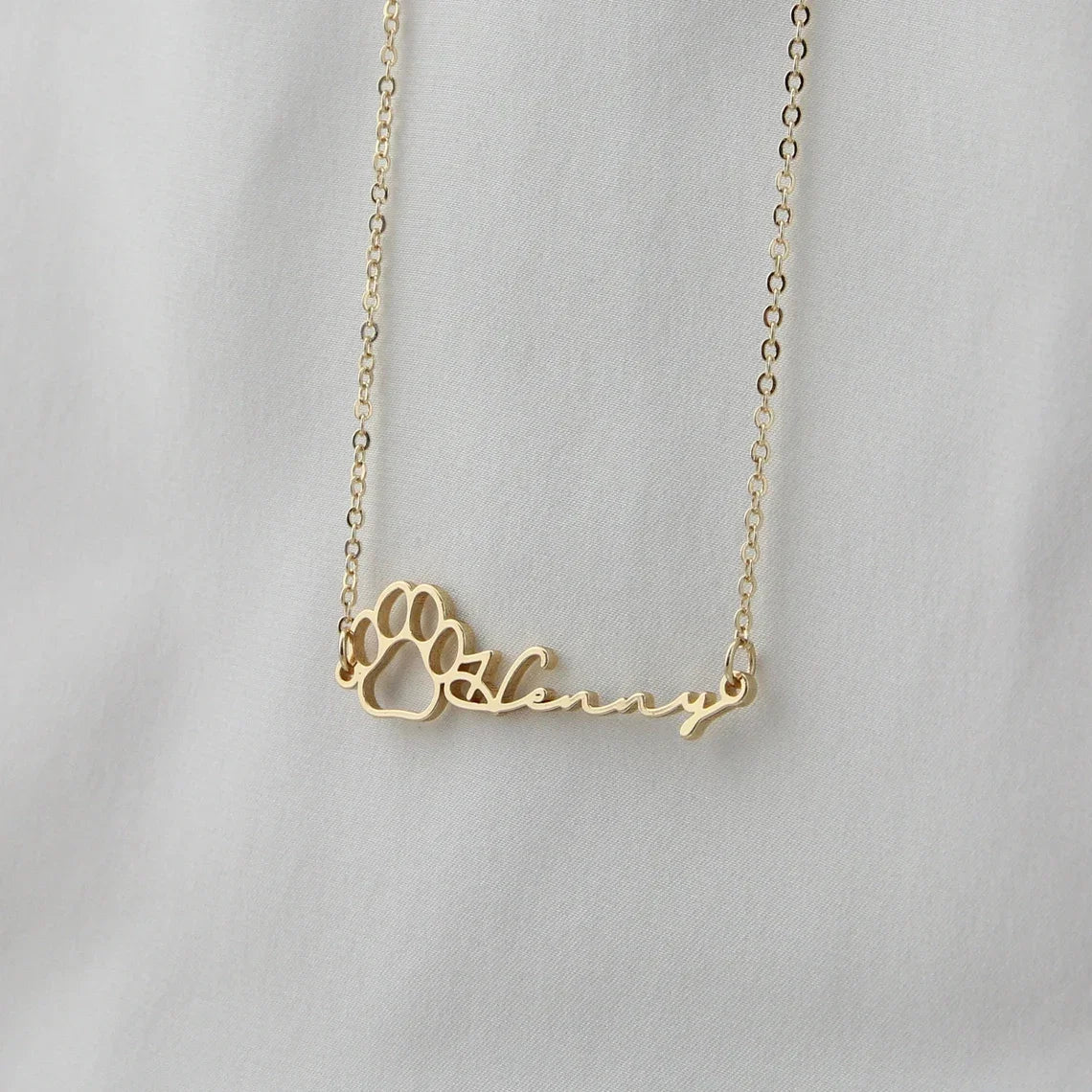 Personalized necklace with name and dog paw